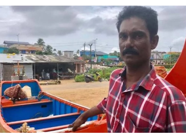 നിലവിളി കേട്ടെത്തി