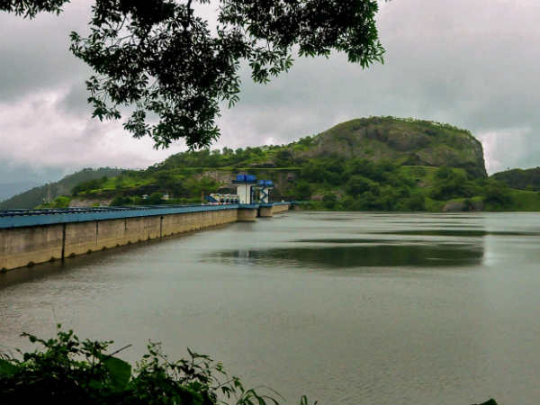 എണ്ണയിട്ട യന്ത്രം പോലെ
