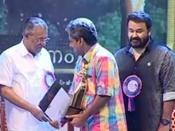 തൊട്ടടുത്ത് മോഹന്ലാല്