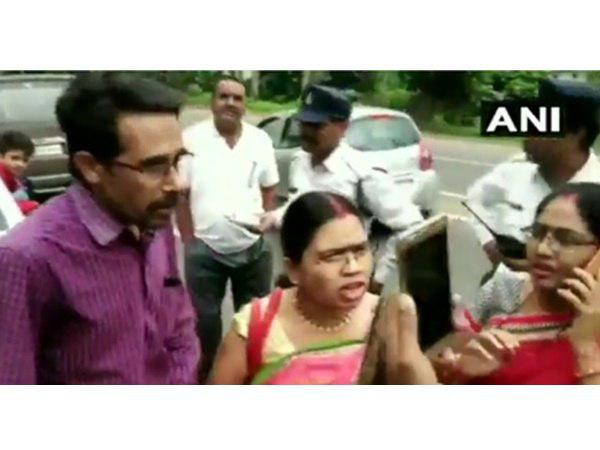 തിരഞ്ഞെടുപ്പിന് മുൻപ്