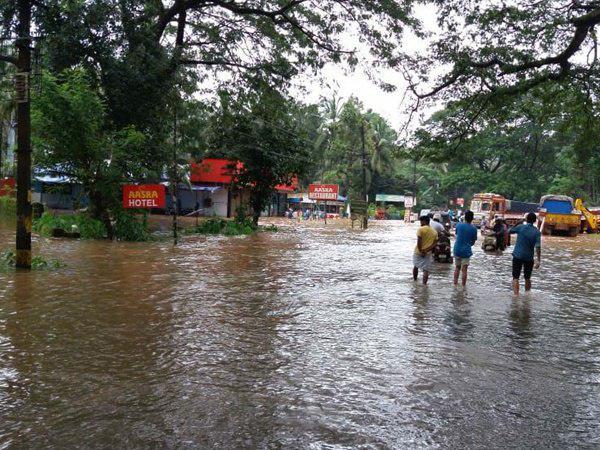 കനത്ത മഴ