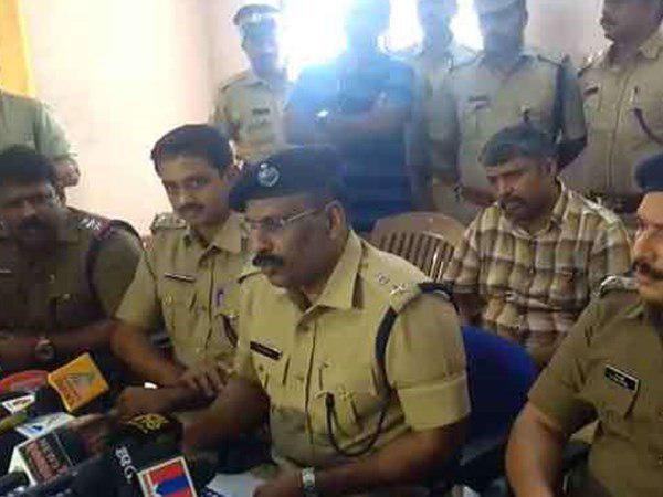 പൊക്കിയത് ബാത്ത്റൂമിൽ നിന്ന്