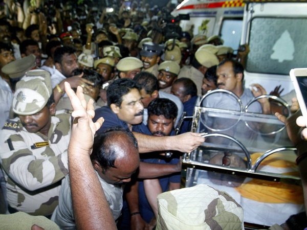 വിലാപയാത്ര