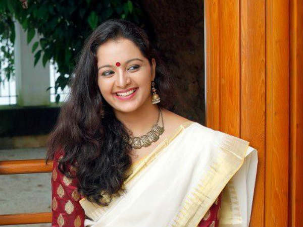 നിറമുള്ള ഒരുപാട് സ്വപ്നങ്ങള്