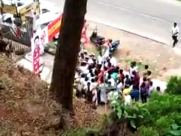 തെറിവിളി ജാഥ