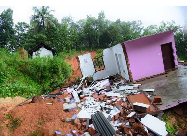32,000 ടണ് അജൈവമാലിന്യം ശേഖരിച്ചു
