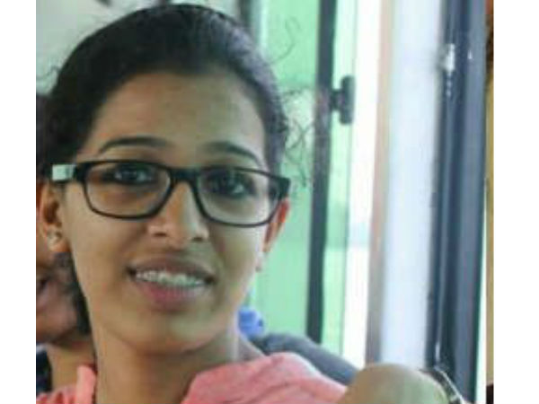 കത്തിക്കരിഞ്ഞ മൃതദേഹം
