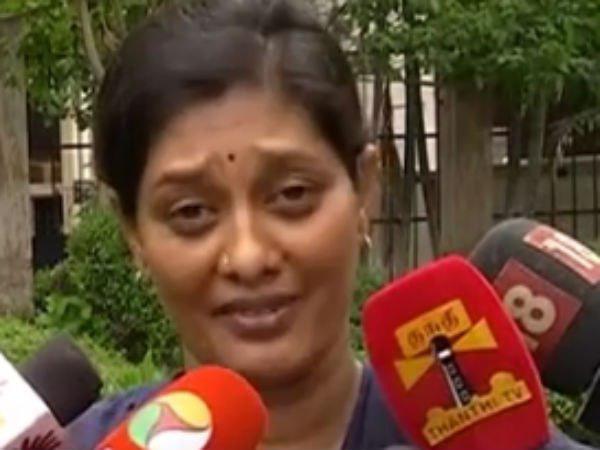 ഒളിവില്