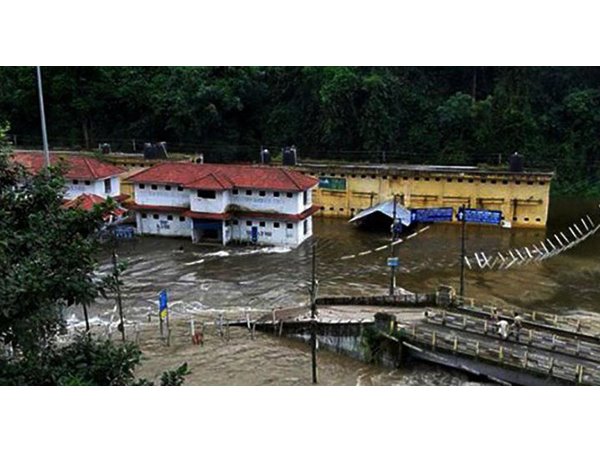റോഡുകള്ക്ക് 200 കോടി അനുവദിച്ചു