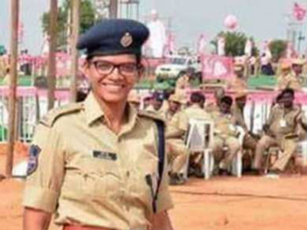 തന്നേക്കാള് ഉയര്ന്ന ഉദ്യോഗസ്ഥയാണ്