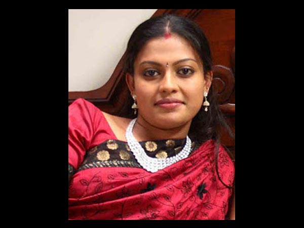 അരുതെന്ന് പറയുന്നത് ചെയ്യും...