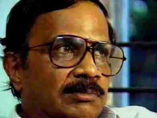 രണ്ട് സിനിമകള്, 1000 കോടി