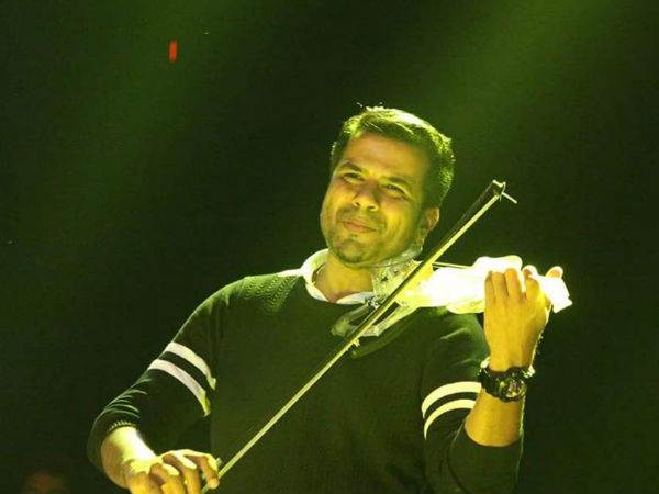 ഞാൻ പകരക്കാരൻ അല്ല