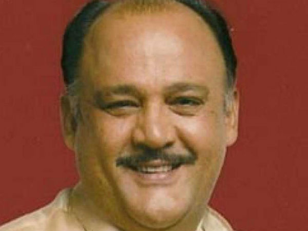 പാര്ട്ടിയില്