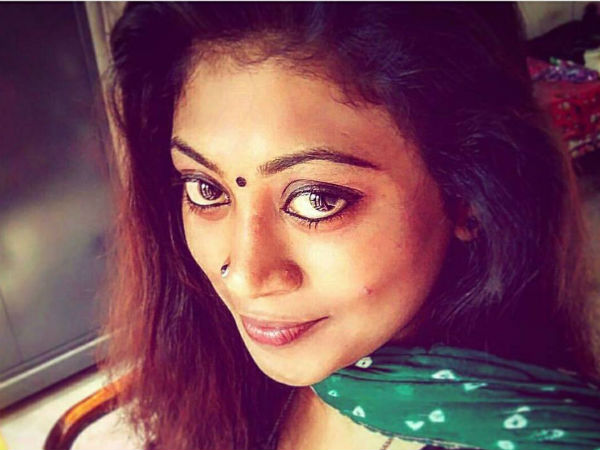 പടുകുഴിയിലാണ് അലൻസിയർ