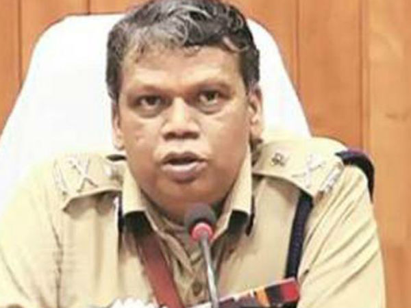 ശക്തമായ പോലീസ് സന്നാഹം