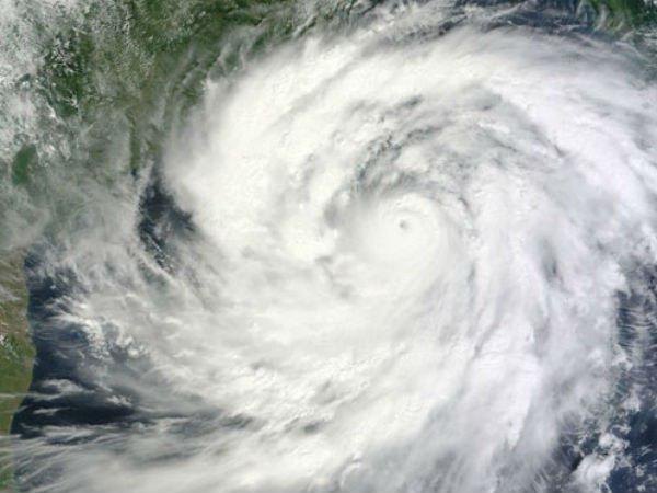 ഒഡീഷയില് മൂന്ന് ലക്ഷം പേരെ ഒഴിപ്പിച്ചു