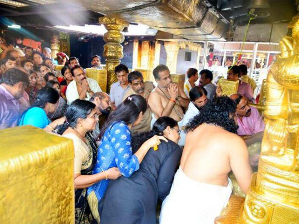 ശബരിമല സ്ത്രീപ്രവേശനത്തിനായുള്ള ഹര്ജി