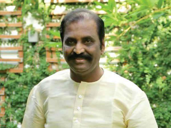 ഗാനരചയിതാവ്