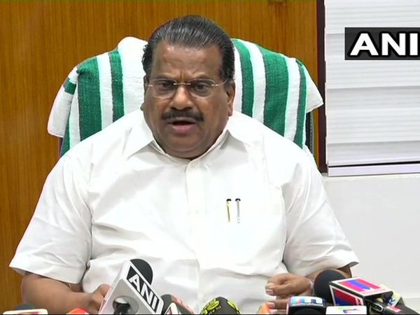 പതിനെട്ടാം പടിയിൽ ഇരുമുടികെട്ടില്ലാതെ