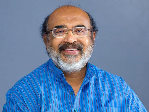 ഹജ്ജ് നിയമം പാസ്സാക്കിയത് എപ്പോൾ?