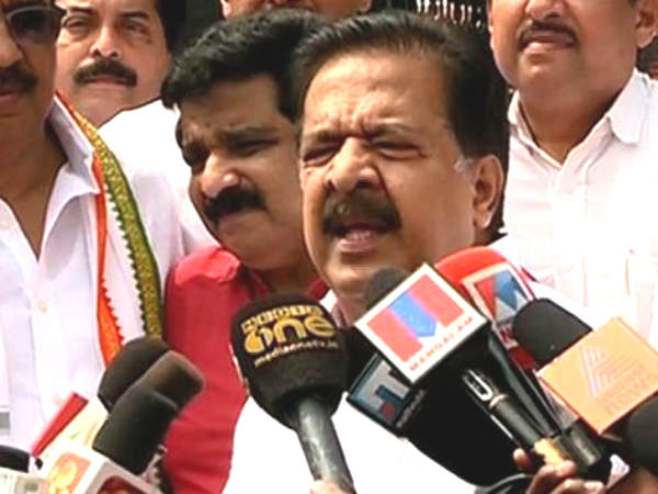 ചെന്നിത്തലയെ മാറ്റി