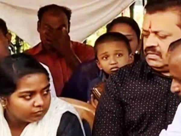 കുടുംബത്തിന്റെ ഏക അത്താണി