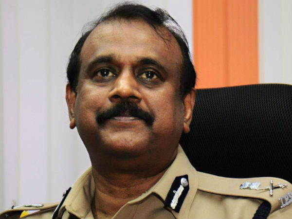 പോലീസ് മേധാവിയായി വിരമിച്ചു
