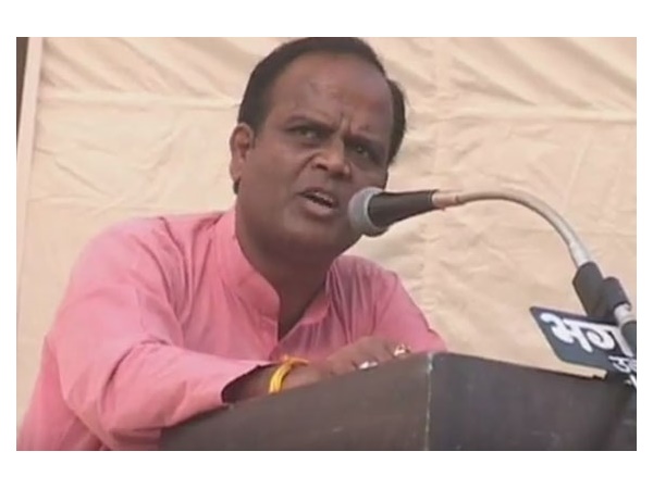 മുൻപും കൊലവിളികൾ