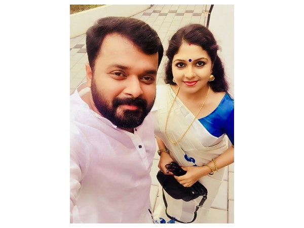 കോളിളക്കം സൃഷ്ടിക്കും