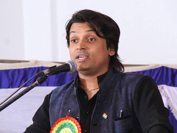 മുഖ്യമന്ത്രിയുടെ പരിഹാസം