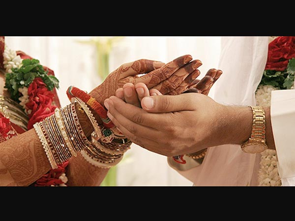 സംഗീതം വായിപ്പിച്ചു