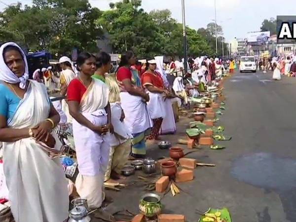 അക്രമ രാഷ്ട്രീയത്തിനെതിരെ