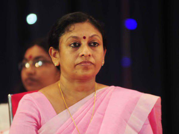 കെആര് മീര പറഞ്ഞു