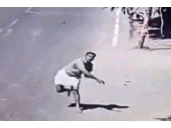 ഒളിവില്