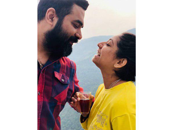 എങ്ങനേയും വിളിക്കാം