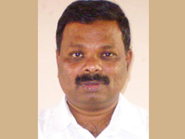 മാപ്പ് പറയണം