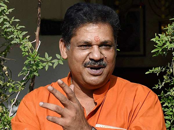 ക്രിക്കറ്റ് താരങ്ങളും