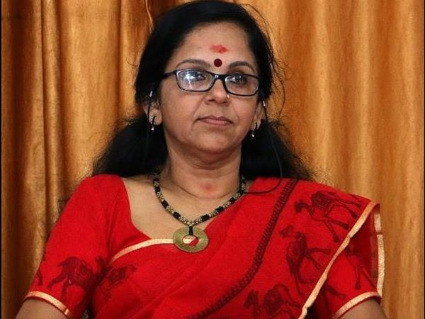 പൊയ്മുഖങ്ങൾ അഴിഞ്ഞു വീഴട്ടെ