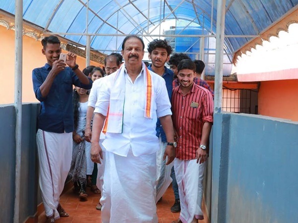 കലക്കവെള്ളില് മീന്പിടിക്കാന് എന്ഡിഎ