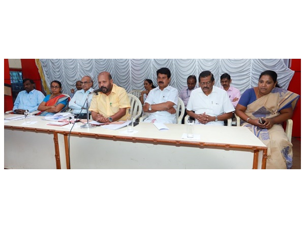 കൃഷി വകുപ്പ് ഉദ്യോഗസ്ഥര്