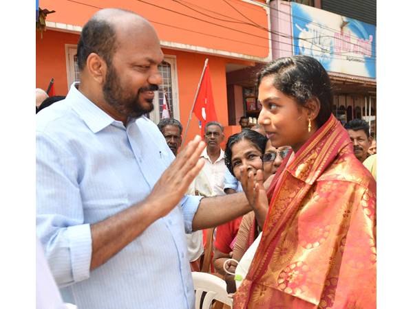 നാമനിര്ദേശ പത്രിക സമര്പ്പിക്കും