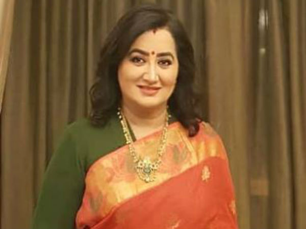 സുമലതക്കെതിരെ