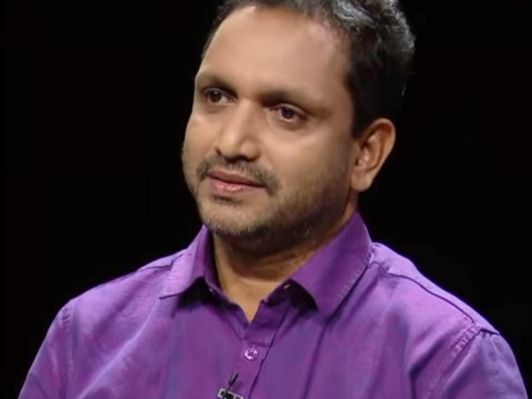 വിലക്ക് മാറി