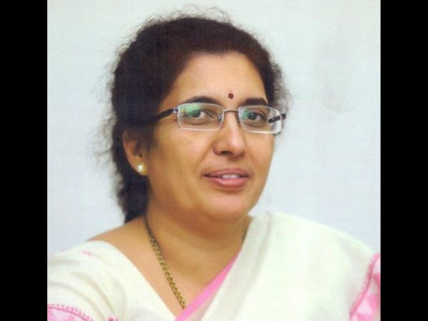 കുടുംബാധിപത്യത്തിന് മറുപടി