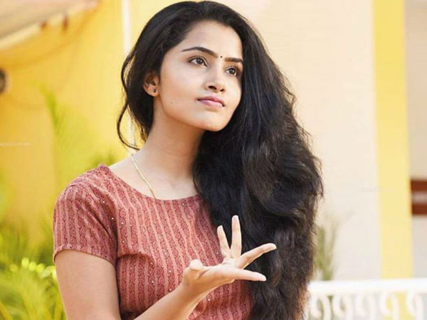നടിക്ക് പൊങ്കാല
