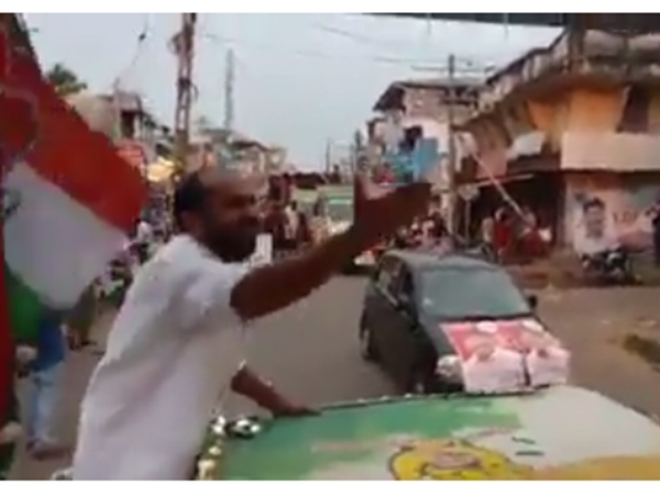 കല്ലെറിഞ്ഞു