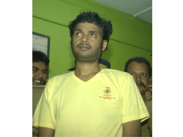 അവര് വ്യക്തമാക്കട്ടെ