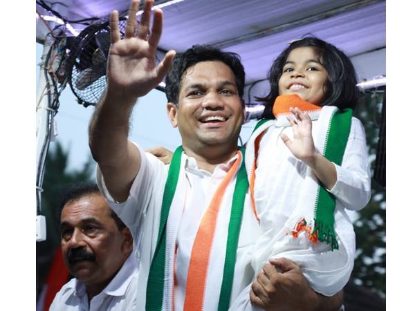 സ്വന്തം മണ്ഡലത്തില്
