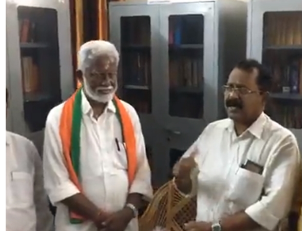 എഐസിസി നിരീക്ഷകന്